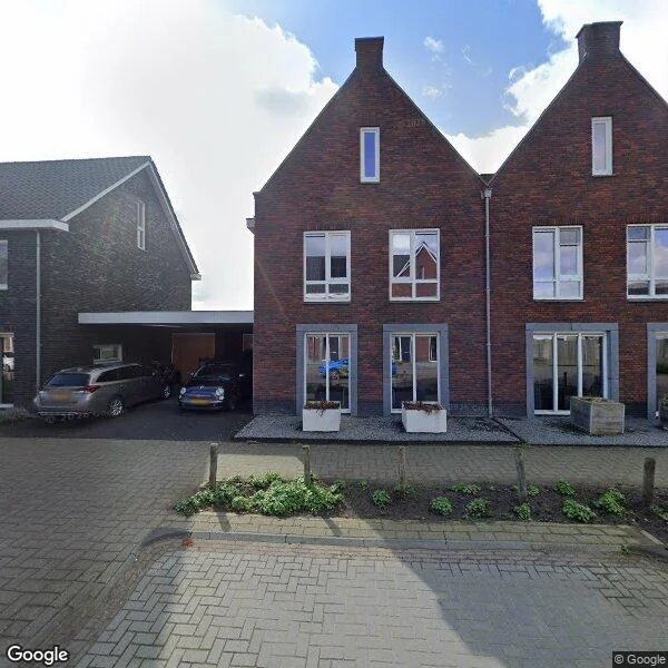 Straatbeeld van Kaarsenmaker 46, 5091GS Oost West en Middelbeers