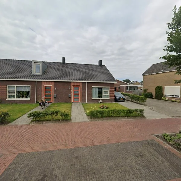 Straatbeeld van Kade 8, 8855HZ Sexbierum