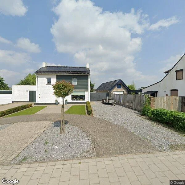 Straatbeeld van Kaldenkerkerweg 121, 5932DA Tegelen