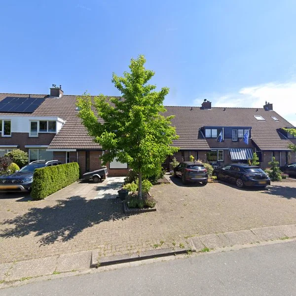 Straatbeeld van Kalverdans 23, 2771RR Boskoop