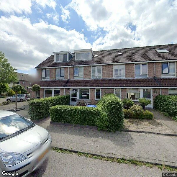 Straatbeeld van Kamille 33, 9302BL Roden