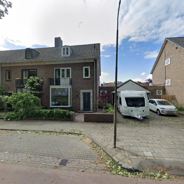 Straatbeeld van Kampwal 8, 8301AA Emmeloord
