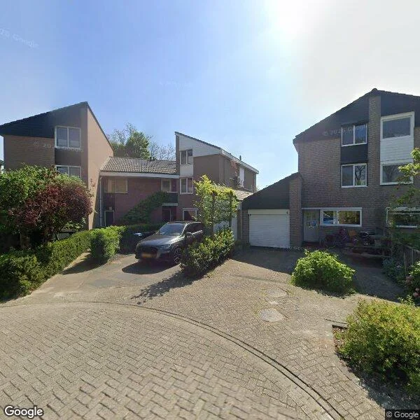 Straatbeeld van Kamvaren 8, 1441SV Purmerend