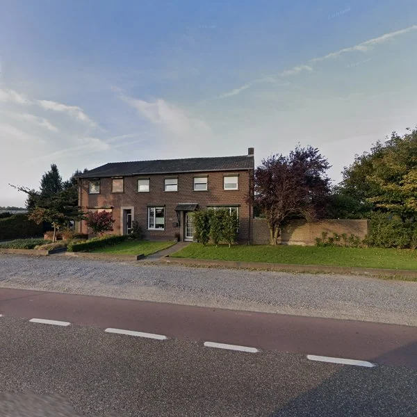 Straatbeeld van Kanaalstraat 18, 5986AG Beringe