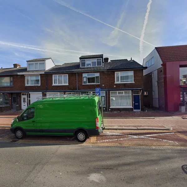 Straatbeeld van Kanaalweg 10, 2903LS Capelle aan den IJssel