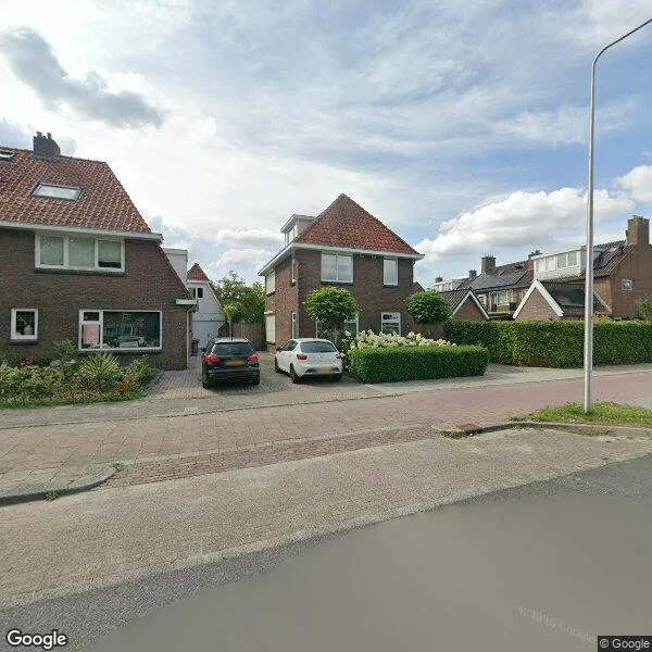 Straatbeeld van Kanaalweg 16, 7902LM Hoogeveen