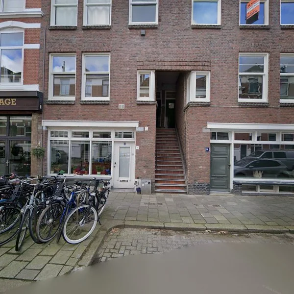 Straatbeeld van Kanaalweg 93D, 2584CH Den Haag
