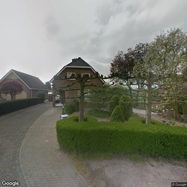 Straatbeeld van Kapelstraat 2a, 5316BG Delwijnen