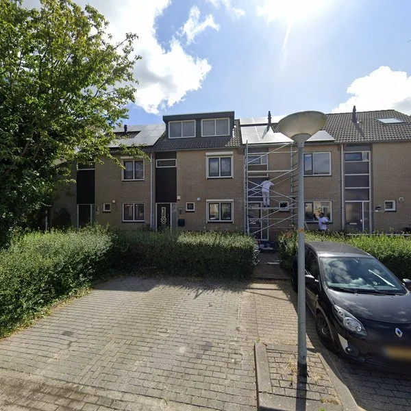 Straatbeeld van Karbouwstraat 18, 1338JD Almere