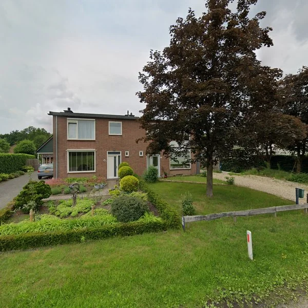 Straatbeeld van Karel van Gelreweg 24, 6961LB Eerbeek