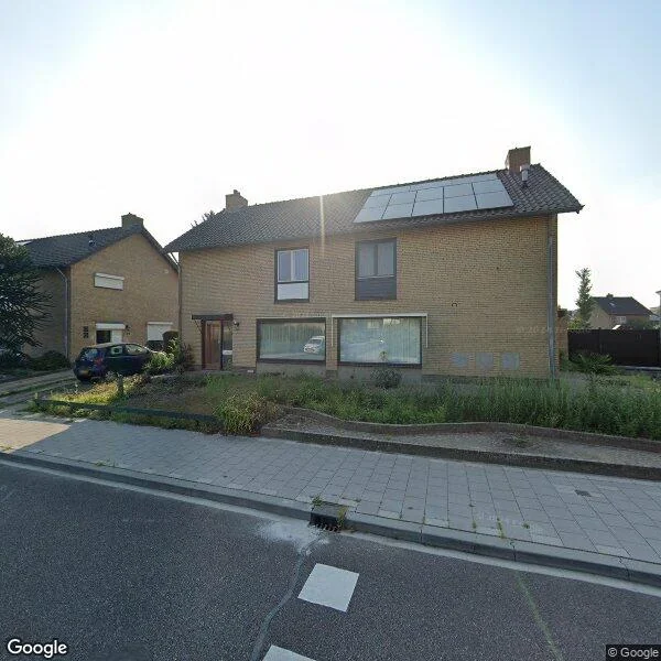 Straatbeeld van Kasteel Daelenbroeckstraat 20, 6043XR Roermond
