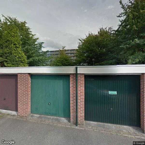 Straatbeeld van Kasteel Hillenraedtstraat 154, 6043HL Roermond