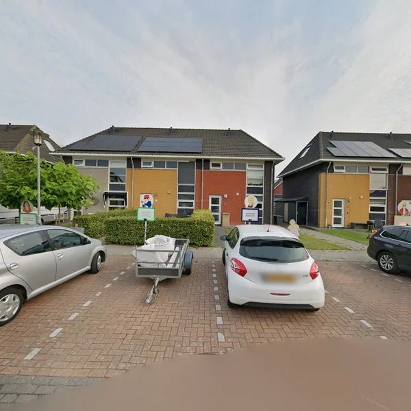 Straatbeeld van Katerhals 13, 9821TT Oldekerk