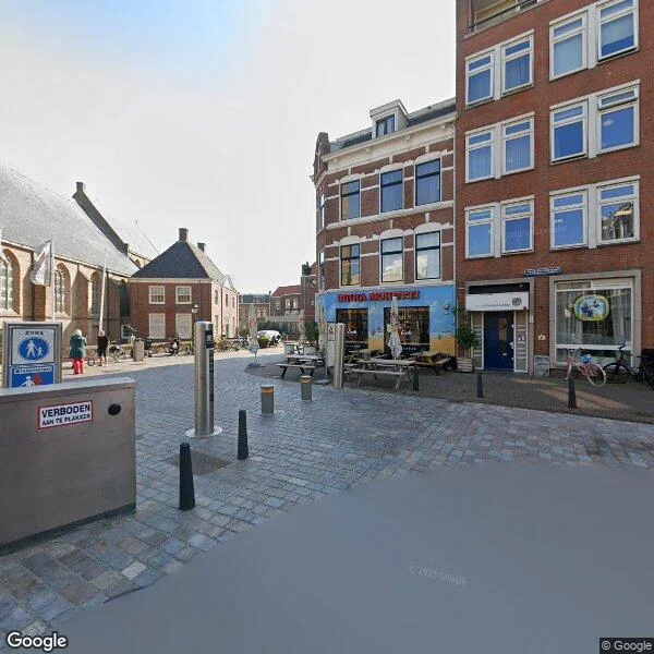 Straatbeeld van Keizerstraat 10, 2584BJ Den Haag