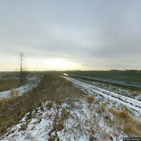 Straatbeeld van Kerkhof 12, 8742KT Burgwerd