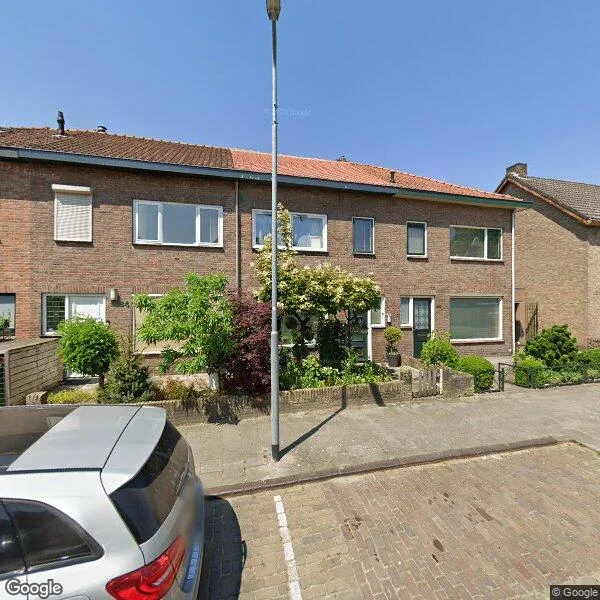 Straatbeeld van Kerkhofweg 82, 4835GC Breda