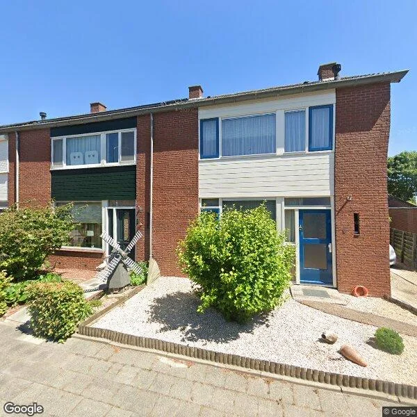 Straatbeeld van Kerklaan 11, 4197BJ Buurmalsen