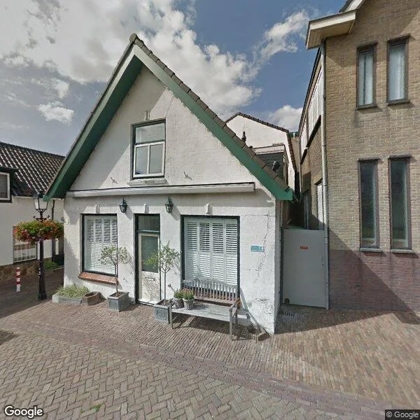 Straatbeeld van Kerkplein 5, 2941AD Lekkerkerk