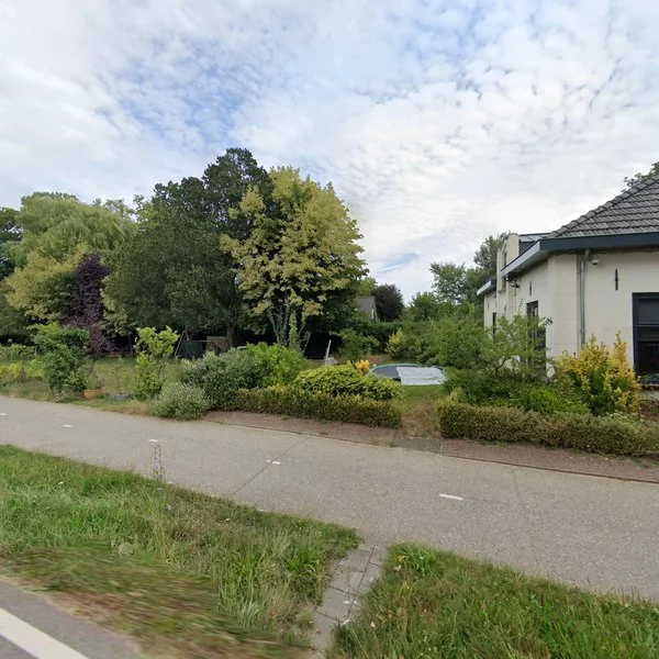 Straatbeeld van Kerkstraat 1, 7011KA Gaanderen