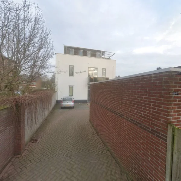 Straatbeeld van Kerkstraat 101e, 2411AC Bodegraven