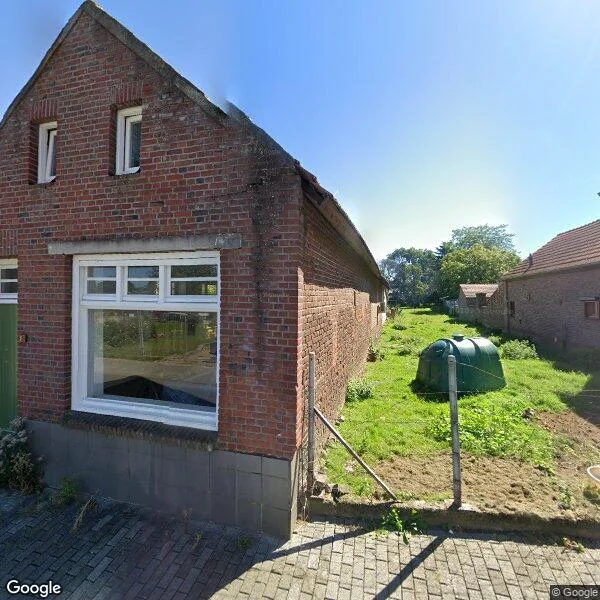 Straatbeeld van Kerkstraat 17, 6181NN Elsloo