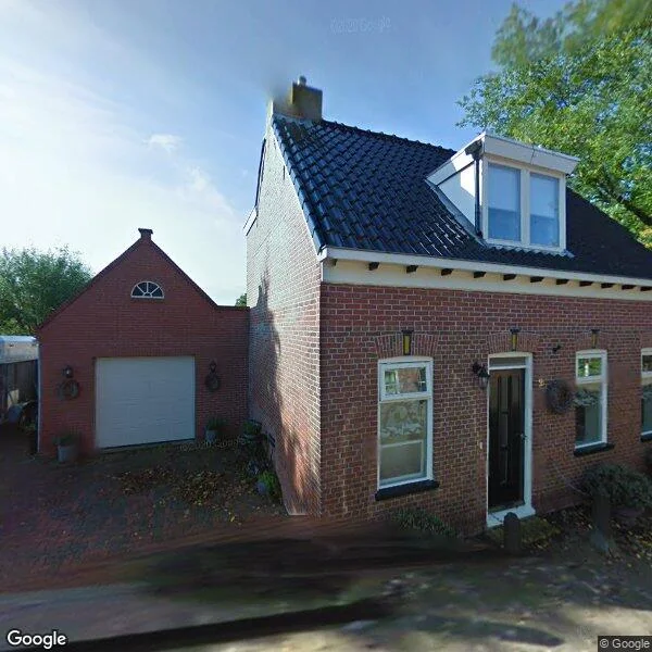 Straatbeeld van Kerkstraat 2, 9971AX Ulrum