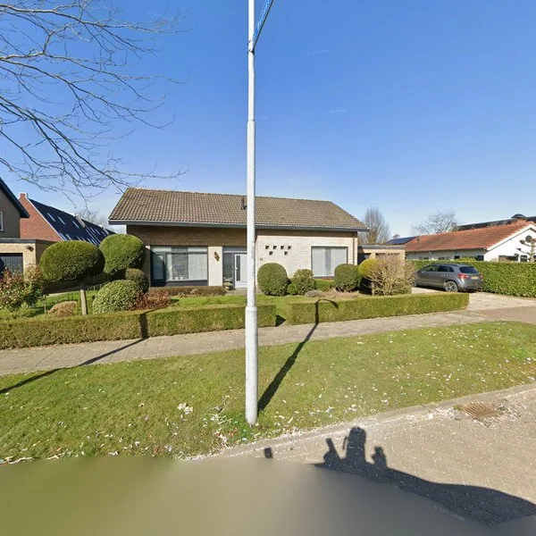 Straatbeeld van Kerkstraat 31, 6627AK Maasbommel
