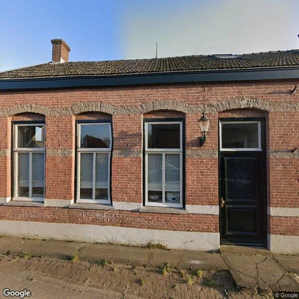 Straatbeeld van Kerkstraat 32, 5439ND Linden