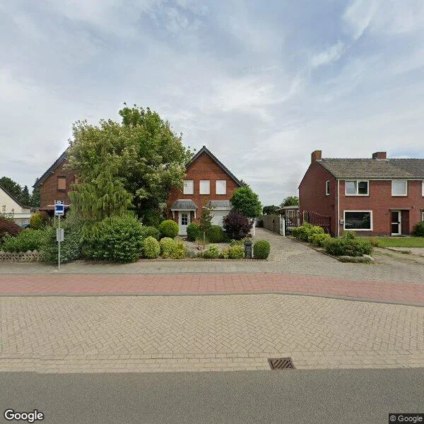Straatbeeld van Kerkstraat 39, 6104AA Koningsbosch