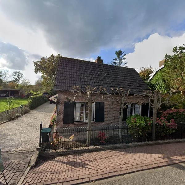 Straatbeeld van Kerkstraat 4, 5313AR Nieuwaal