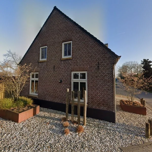 Straatbeeld van Kerkstraat 40, 5439ND Linden