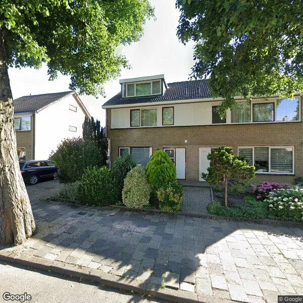 Straatbeeld van Kerkstraat 43, 2153BD Nieuw-Vennep