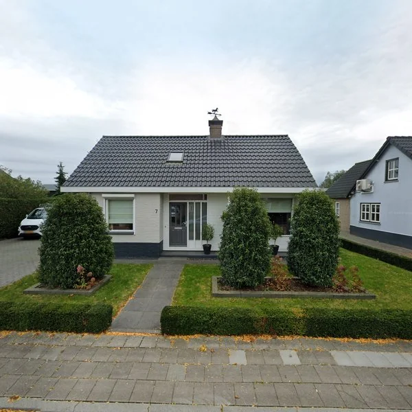 Straatbeeld van Kerkstraat 7, 4281LL Andel