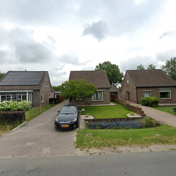 Straatbeeld van Kerkweg 12, 7936TJ Tiendeveen
