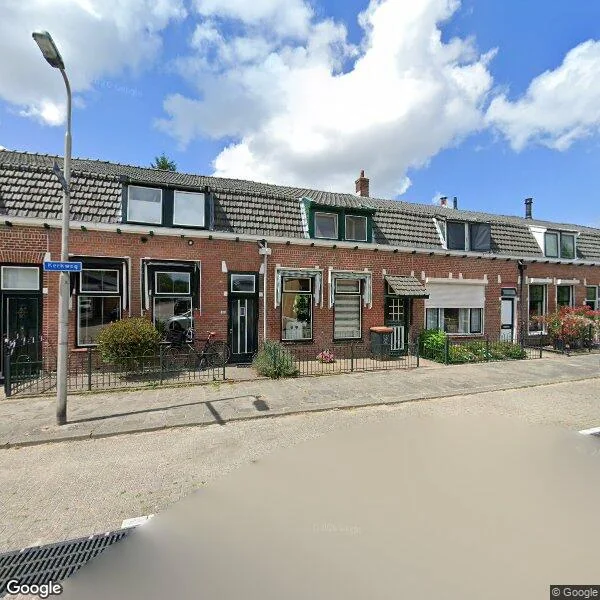 Straatbeeld van Kerkweg 18, 2985AT Ridderkerk