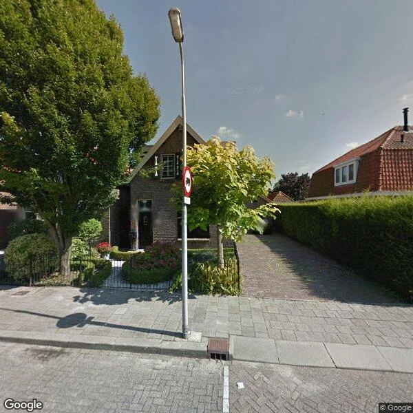 Straatbeeld van Kerkweg 195, 2985AR Ridderkerk
