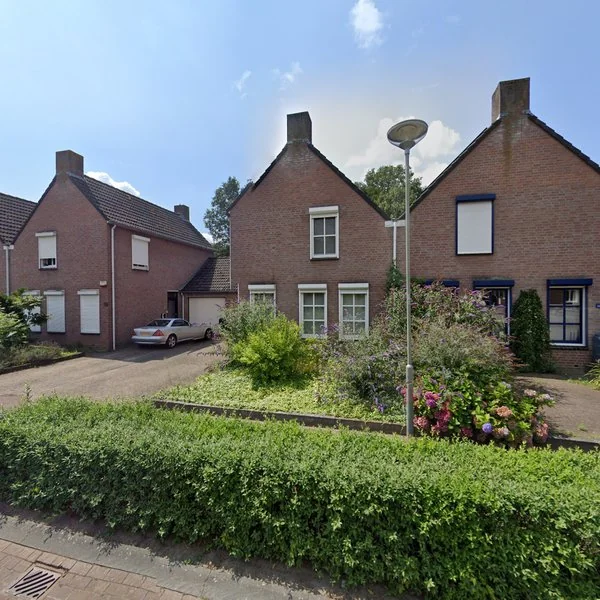 Straatbeeld van Kerkweg 24, 6105CG Maria Hoop