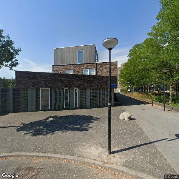 Straatbeeld van Kervelplantsoen 17, 1104VD Amsterdam