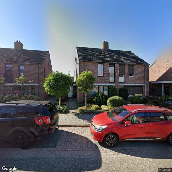 Straatbeeld van Keulseweg 82, 5953HL Reuver