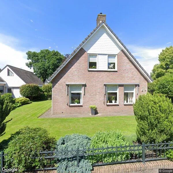 Straatbeeld van Kienstobbe 9, 7921EK Zuidwolde
