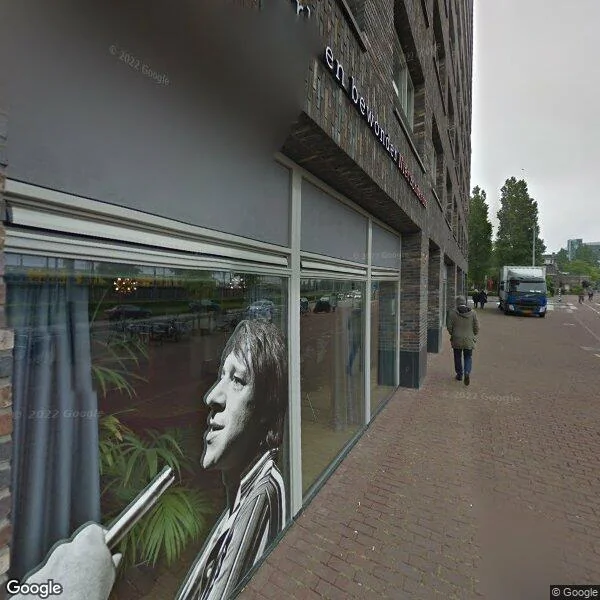 Straatbeeld van Klapmutsenveem 74, 1019HV Amsterdam
