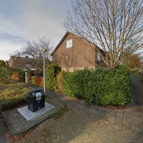 Straatbeeld van Klaproosstraat 23, 2403EV Alphen aan den Rijn