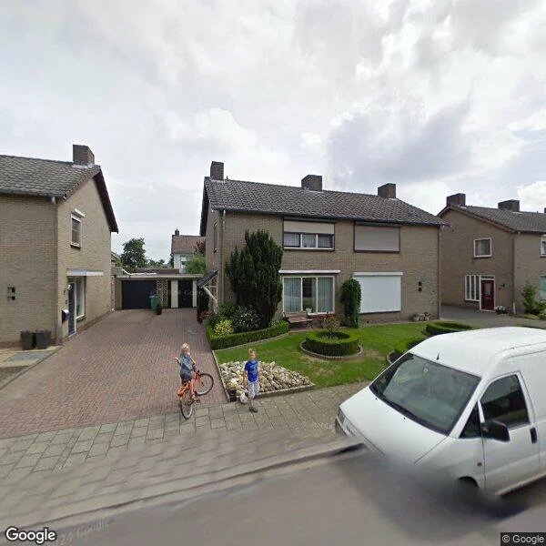 Straatbeeld van Klaproosstraat 5, 6035BE Ospel