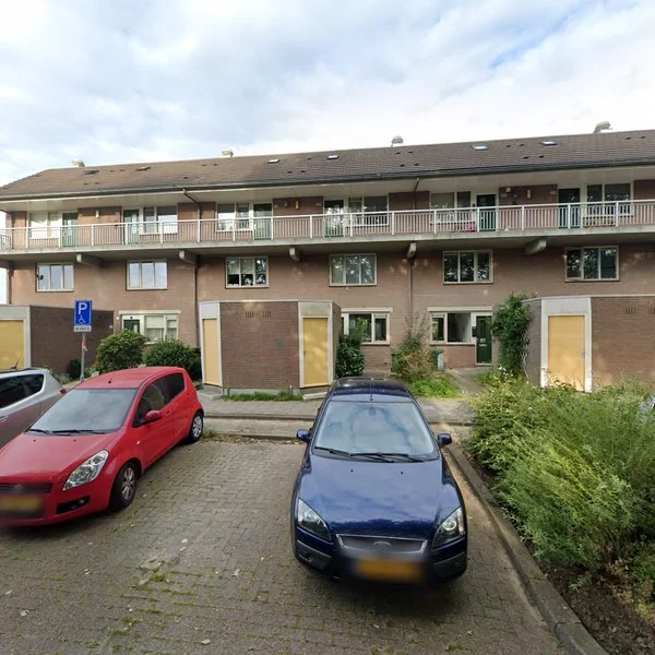 Straatbeeld van Kleinpolderlaan 207, 2911PB Nieuwerkerk aan den IJssel