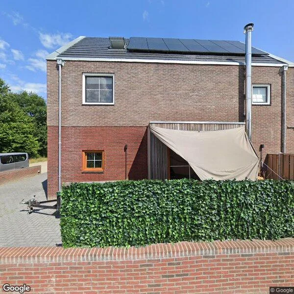 Straatbeeld van Klimopwal 16, 7813CR Emmen