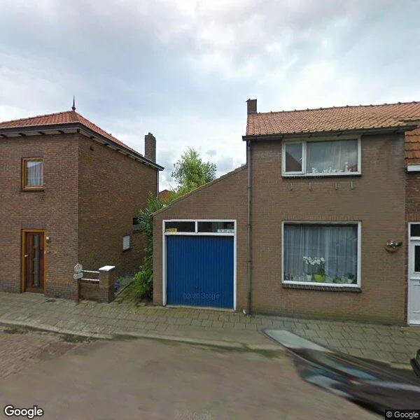 Straatbeeld van Kloosterlaan 74, 4551BC Sas van Gent