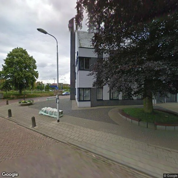 Straatbeeld van Kloosterlaan 76, 4551BC Sas van Gent