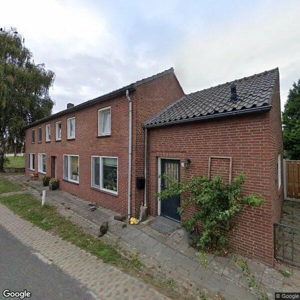 Straatbeeld van Kloosterstraat 38, 5988CL Helden