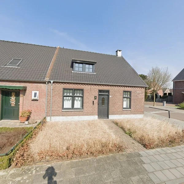 Straatbeeld van Kloosterweg 39, 5711GJ Someren