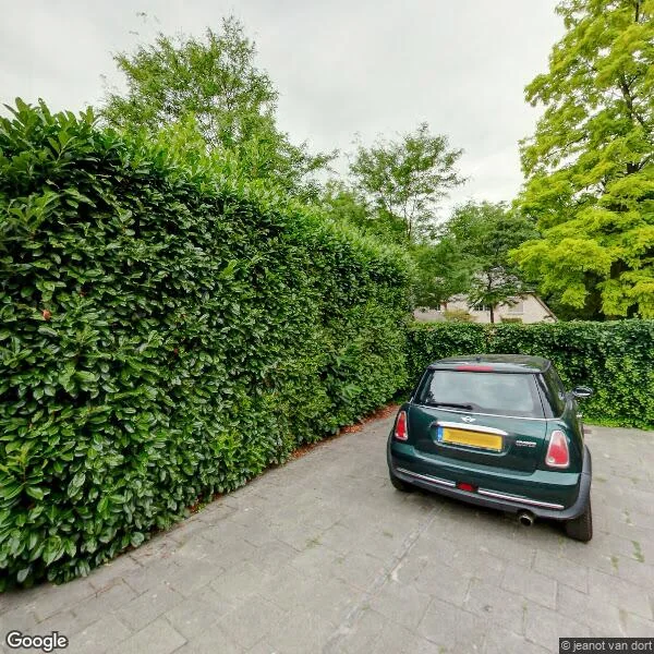 Straatbeeld van Klovenier 12, 4661MD Halsteren